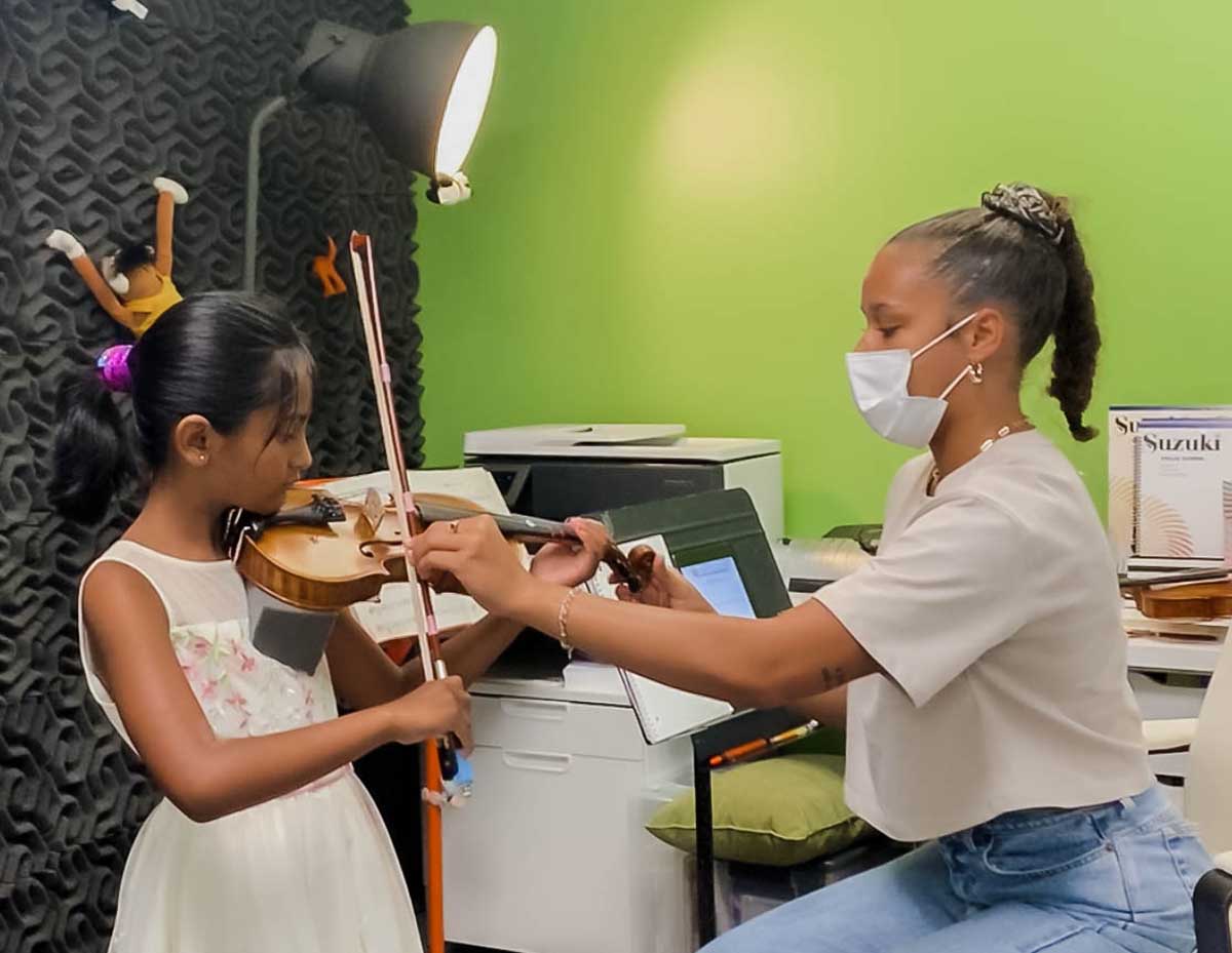 Contact Suzuki Violinists of WNY | Violin Lessons in Buffalo, NY